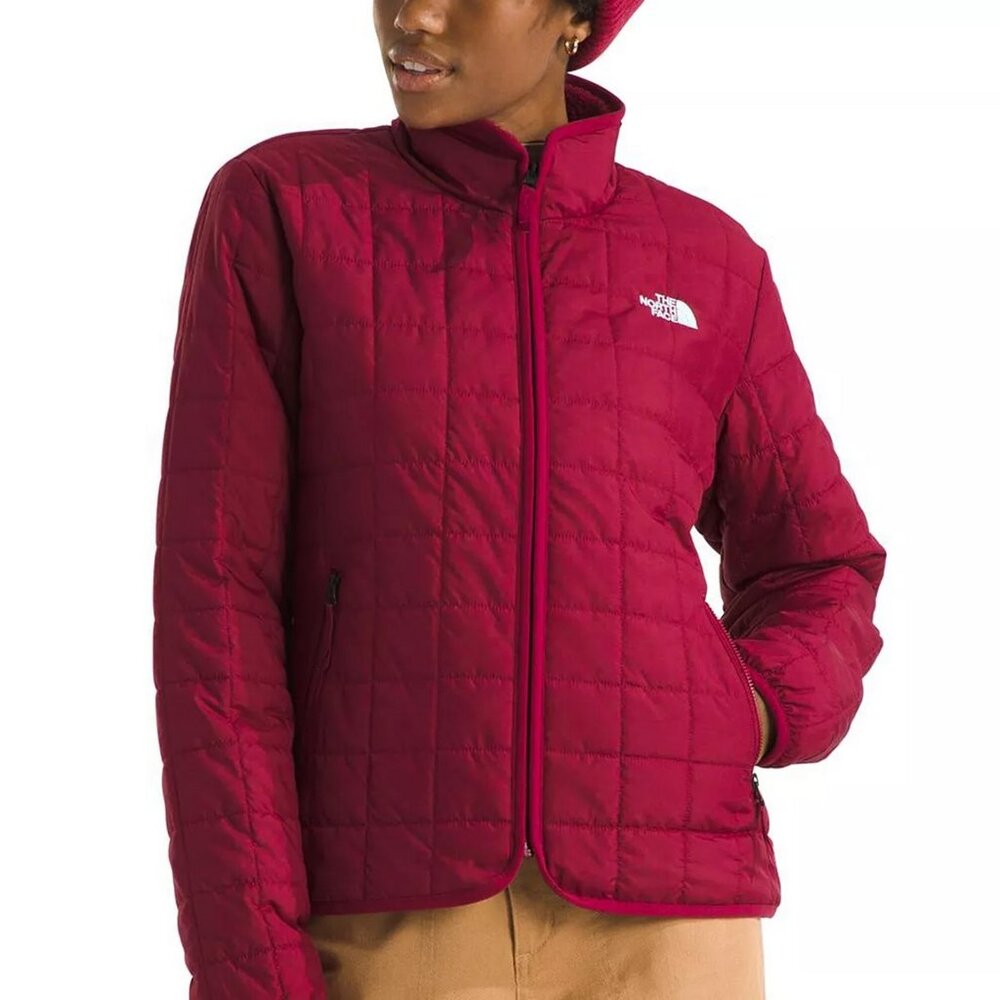 🚫 Sold 🚫 The North Face Women  Insulated Jacket Beetroot Water Repellent